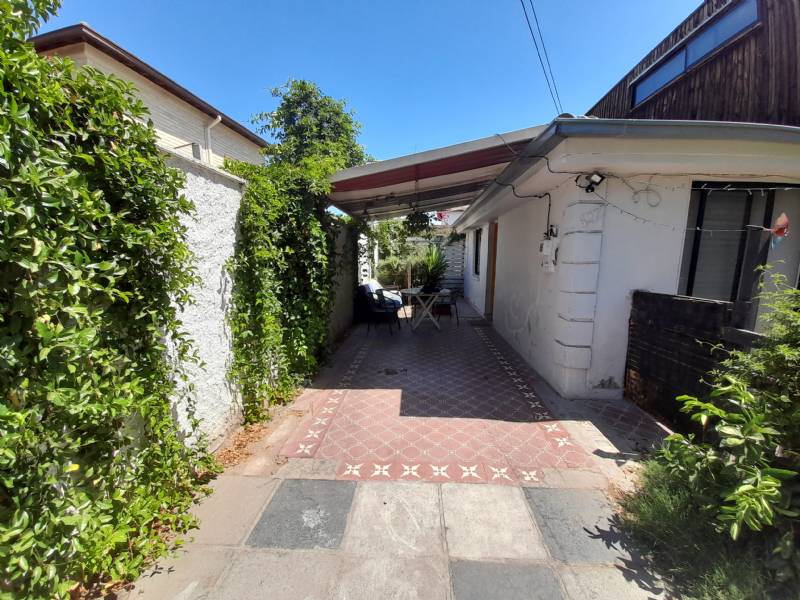 CASA LOS ALIAGA, EDUARDO CASTILLO