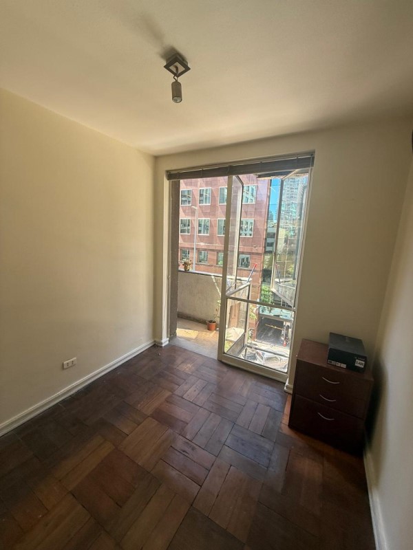 TEATINOS/HUERFANOS PISO DE PARQUET