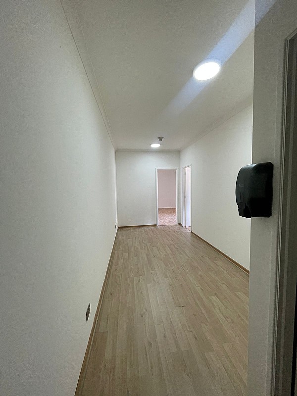 OFICINA COMPAÑIA / AMUNATEGUI