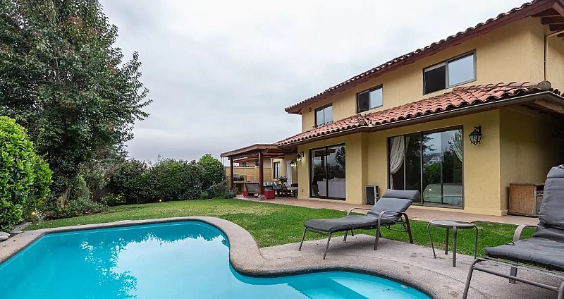 CASA PIE ANDINO, EL HUINGANAL