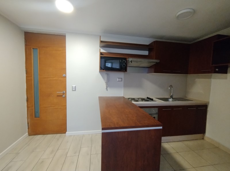 CARMEN  IMPECABLE CON ESTACIONAMIENTO