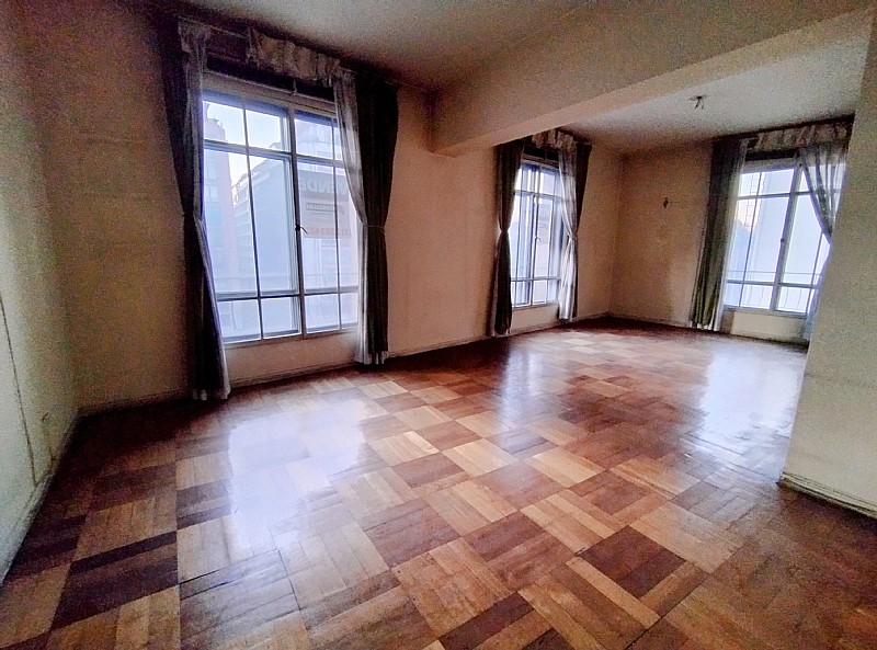 BIBILIOTECA NACIONAL PISO DE PARQUET