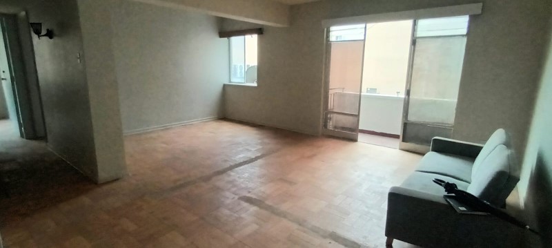 ESMERALDA PISO DE PARQUET