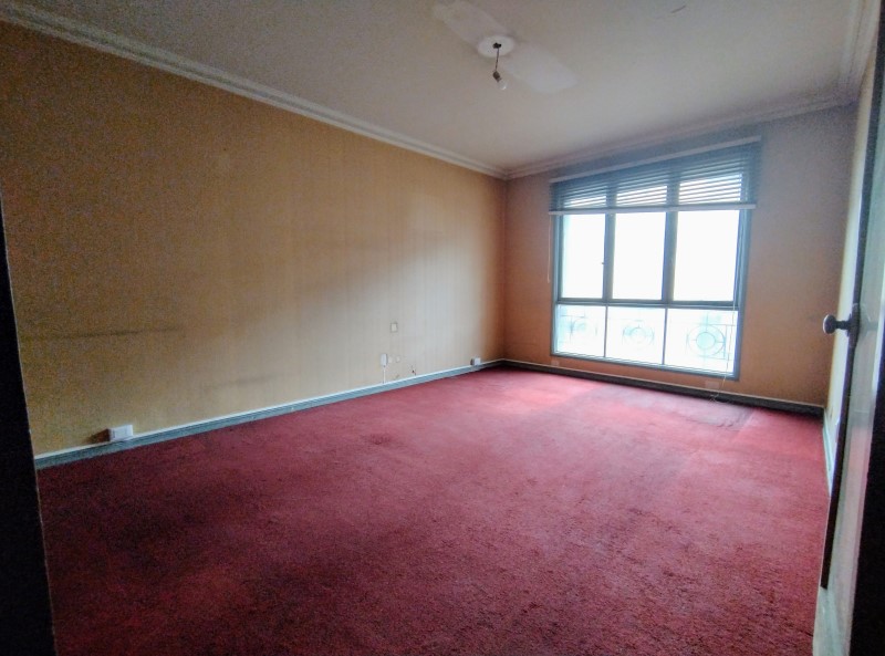 BARRIO PARIS OPORTUNIDAD PARA REMODELAR