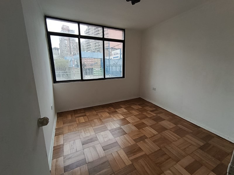 BARRIO PARIS PARQUET IMPECABLE